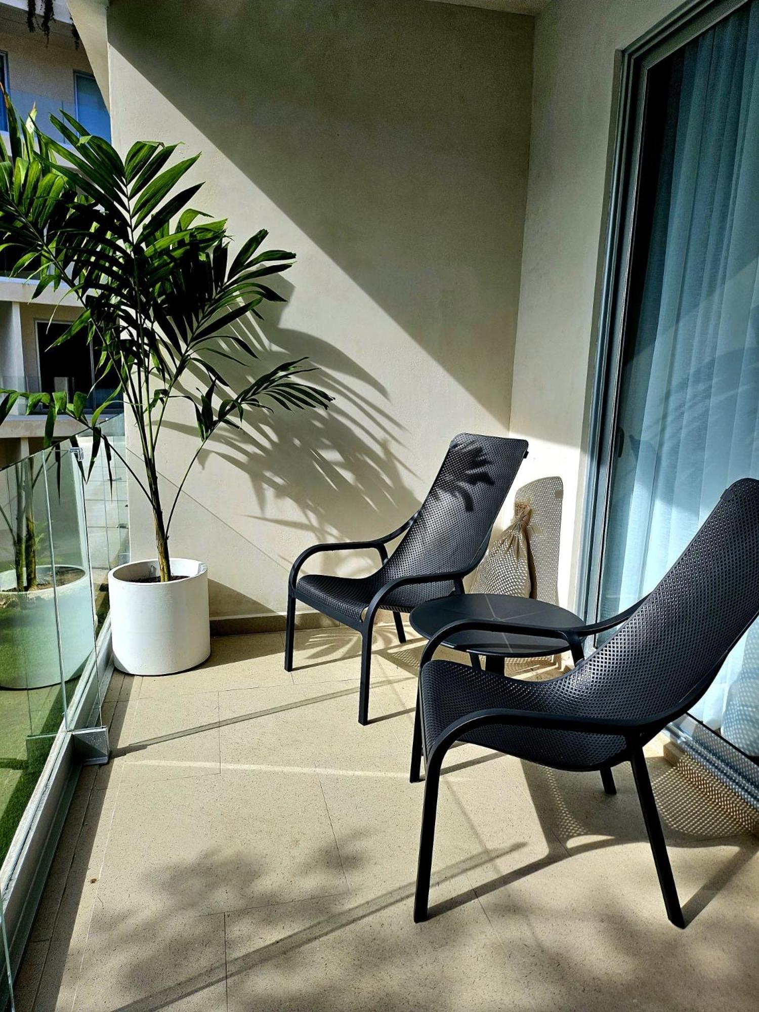 Apartamento Modern Playacar With Poolside Views & Nature *